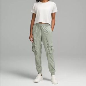 Dance Studio Relaxed-Fit Mid-Rise Cargo Jogger XS
